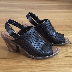 Dr. Scholl’s stacked heel mule 7M